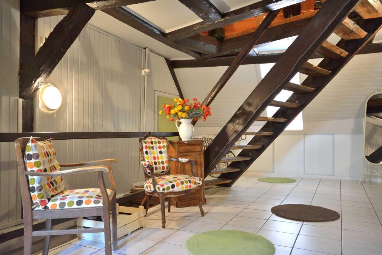 CHEZ MYRIAM Bed&Breakfast chez le VIGNERON Colmar Extérieur photo